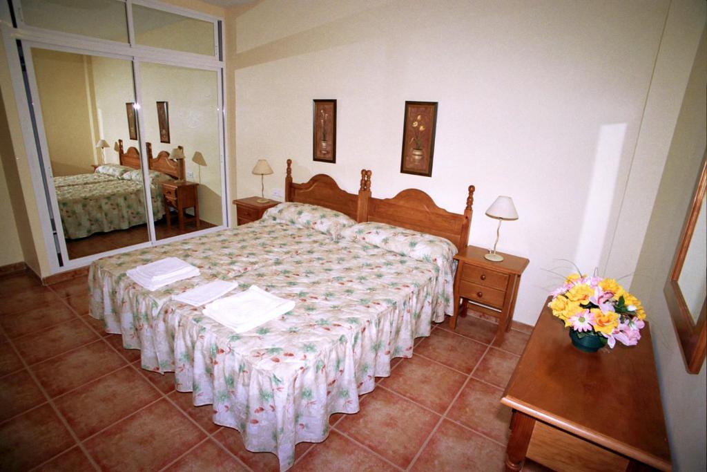 Apartamentos La Casa Del Barrio Maro Oda fotoğraf