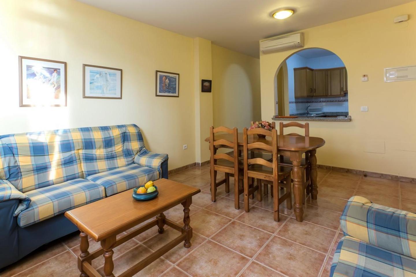 Apartamentos La Casa Del Barrio Maro Dış mekan fotoğraf